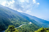 [ẢNH] Điều đặc biệt giúp đèo Hải Vân lọt 'top' 10 cung đường 'check-in' tuyệt diệu