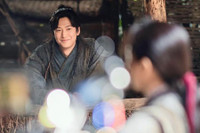 [ẢNH] Điểm danh 3 'nam thần cổ trang' gây ấn tượng trên màn ảnh Hàn Quốc đầu năm 2021