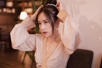 [ẢNH] Con gái ‘rượu’ xinh đẹp, tài giỏi của NSND Trần Nhượng là ai?