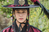 [ẢNH] Điểm danh 3 'nam thần cổ trang' gây ấn tượng trên màn ảnh Hàn Quốc đầu năm 2021