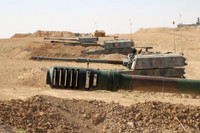 [ẢNH] Thổ Nhĩ Kỳ đột ngột tăng viện siêu pháo tới Syria đối phó Nga