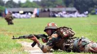 Vì sao Ấn Độ buông bỏ súng trường tấn công INSAS nội địa để tìm đến AK Nga?