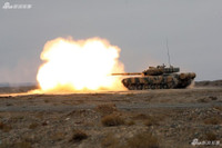 [ẢNH] Chuyên gia quân sự phân tích về tình huống xe tăng Trung Quốc tiến vào đường phố Đài Loan