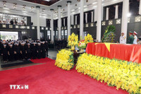 Hình ảnh gia đình Tổng Bí thư Nguyễn Phú Trọng tại Lễ viếng