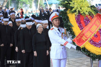 Hình ảnh gia đình Tổng Bí thư Nguyễn Phú Trọng tại Lễ viếng