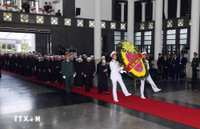 Hình ảnh gia đình Tổng Bí thư Nguyễn Phú Trọng tại Lễ viếng