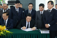 Những dòng sổ tang xúc động tiễn biệt Tổng Bí thư Nguyễn Phú Trọng