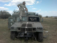 [ẢNH] Ly khai Ukraine sử dụng xe bọc thép Mỹ, sự thật bất ngờ mà Ukraine muốn giấu kín