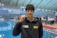 [ẢNH] ‘Soái ca bơi lội’ khiến Jennie (BlackPink) mê mẩn là ai? 