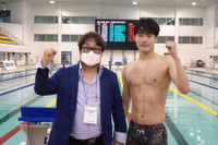 [ẢNH] ‘Soái ca bơi lội’ khiến Jennie (BlackPink) mê mẩn là ai? 