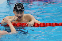 [ẢNH] ‘Soái ca bơi lội’ khiến Jennie (BlackPink) mê mẩn là ai? 