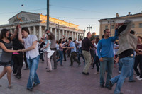 [ẢNH] Ấn tượng ‘đêm trắng' ở những vùng đất mặt trời mọc lúc nửa đêm