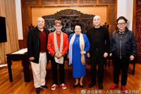 [ẢNH] 'Đường Tăng' Trì Trọng Thuỵ và cuộc hôn nhân viên mãn với người vợ tỷ phú 