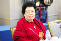 [ẢNH] 'Đường Tăng' Trì Trọng Thuỵ và cuộc hôn nhân viên mãn với người vợ tỷ phú 