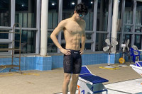 [ẢNH] ‘Soái ca bơi lội’ khiến Jennie (BlackPink) mê mẩn là ai? 