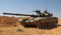 Xe tăng T-90 Syria dàn hàng tiến đánh phiến quân thân Thổ Nhĩ Kỳ tại Idlib