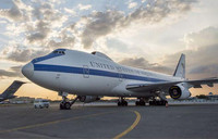 [ẢNH] 'Máy bay ngày tận thế' Mỹ cất cánh trong lúc người biểu tình chiếm đồi Capitol