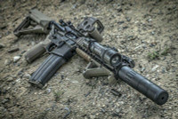 [ẢNH] Lính Mỹ nhận 30.000 ống giảm thanh để tăng sức chiến đấu