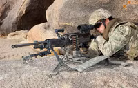 [ẢNH] Siêu súng mới của Mỹ bắn xa như M2, cơ động như M240 và chính xác như M249