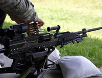 [ẢNH] Siêu súng mới của Mỹ bắn xa như M2, cơ động như M240 và chính xác như M249