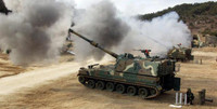 Phần Lan kéo xe tăng và siêu pháo tự hành K-9 'thần sấm' tới sát biên giới Nga