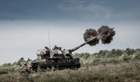 Phần Lan kéo xe tăng và siêu pháo tự hành K-9 'thần sấm' tới sát biên giới Nga