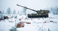 Phần Lan kéo xe tăng và siêu pháo tự hành K-9 'thần sấm' tới sát biên giới Nga