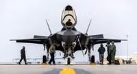 [ẢNH] Bất ngờ khi Mỹ buộc phải để 41 máy bay tiêm kích tàng hình F-35 nằm đất