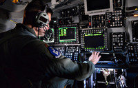 Mỹ tái triển khai biên đội oanh tạc cơ B-1B đến Guam