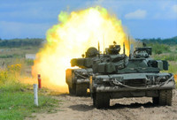 [ẢNH] Hết bắn trượt lại tới lao xuống ruộng, Nga chật vật trong việc lấy lại hào quang cho T-80 Liên Xô