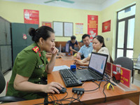 Công an xã Vân Đình: Tận tâm phục vụ, gần dân từ những thủ tục hành chính