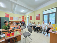 Công an xã Vân Đình: Tận tâm phục vụ, gần dân từ những thủ tục hành chính