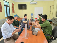 Công an xã Vân Đình: Tận tâm phục vụ, gần dân từ những thủ tục hành chính