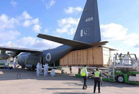 Cận cảnh cánh máy bay C-130E Thổ Nhĩ Kỳ bị rời khỏi thân và chao liệng giữa không trung