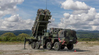 Patriot và HIMARS: Vũ khí Mỹ mua bằng dòng tiền châu Âu sắp đến tay Ukraine