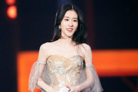 [ẢNH] Điểm lại những 'drama' gây chấn động Cbiz từ đầu năm 2021 đến nay