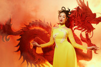 Sao Việt tung loạt ảnh đẹp lung linh chào đón Tết Nhâm Dần 2022