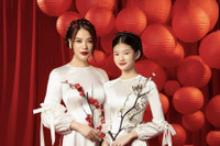 Sao Việt tung loạt ảnh đẹp lung linh chào đón Tết Nhâm Dần 2022