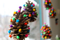 [ẢNH] Những phụ kiện trang trí cây thông Noel đẹp không nên bỏ qua