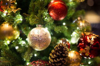 [ẢNH] Những phụ kiện trang trí cây thông Noel đẹp không nên bỏ qua