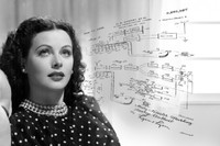 [ẢNH] Nữ minh tinh đầu tiên khỏa thân trên màn ảnh - Hedy Lamarr 