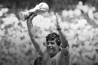 [ẢNH] Những người nổi tiếng qua đời vì bệnh tim