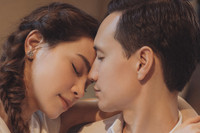 [ẢNH] Kim Lý cầu hôn Hồ Ngọc Hà: Chuyện tình 3 năm của cặp đôi ‘phim giả tình thật’ đình đám nhất showbiz Việt