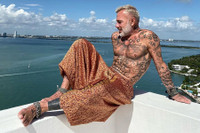 [ẢNH] Cuộc sống ‘vạn người mơ’ của Gianluca Vacchi – triệu phú 53 tuổi quyến rũ nhất Italy