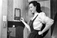 [ẢNH] Nữ minh tinh đầu tiên khỏa thân trên màn ảnh - Hedy Lamarr 