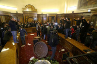 [ẢNH] Bạo loạn để phản đối đình chiến ở Armenia