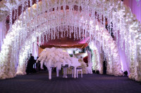 [ẢNH] Những địa điểm tổ chức đám cưới hoành tráng của các sao Việt