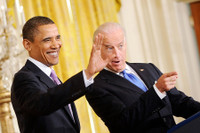 [ẢNH] Những cú ‘sảy chân’ đau đớn của ông Joe Biden trước khi hưởng ‘trái ngọt’