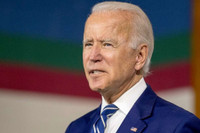 [ẢNH] Những cú ‘sảy chân’ đau đớn của ông Joe Biden trước khi hưởng ‘trái ngọt’