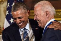 [ẢNH] Những cú ‘sảy chân’ đau đớn của ông Joe Biden trước khi hưởng ‘trái ngọt’